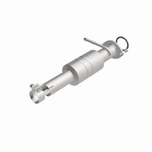 Load image into Gallery viewer, MagnaFlow 09-13 Toyota Highlander 2.7L Direct Fit Converter
