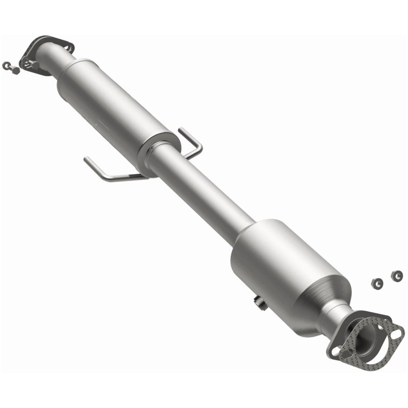 Magnaflow 2015 Kia Optima 2.4L Direct Fit Cat Converter (California Grade)