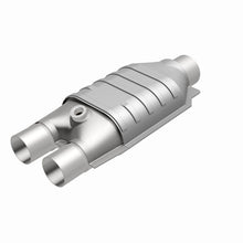 Load image into Gallery viewer, MagnaFlow 2.5in./2in. S/D CAOBDII Universal Converter