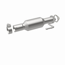 Load image into Gallery viewer, MagnaFlow Direct Fit Catalytic Converter 15-16 Ford Edge 3.5L FWD - Rear