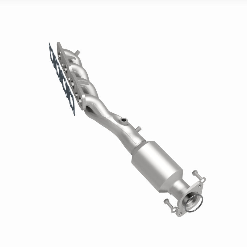 MagnaFlow 05-06 Nissan Titan 5.6L Direct Fit Converter