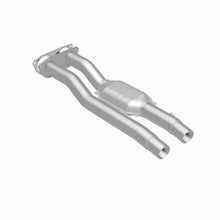 Load image into Gallery viewer, MagnaFlow 96-99 Chevy C2500 Suburban 7.4L Direct Fit Converter
