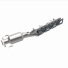 Load image into Gallery viewer, MagnaFlow 05-06 Nissan Titan 5.6L Direct Fit Converter