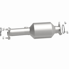 Load image into Gallery viewer, Magnaflow Conv Direct Fit 17-19 Honda CR-V Single Underbody 2.4L