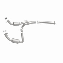 Load image into Gallery viewer, MagnaFlow 04-05 Chevrolet Express 1500 5.3L Direct Fit Converter