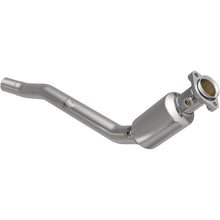 Load image into Gallery viewer, MagnaFlow 05-06 Land Rover LR3 4.4L Direct Fit Converter