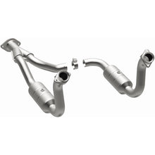 Load image into Gallery viewer, MagnaFlow 08-10 Ford F-250 Super Duty 5.4L Direct Fit Converter