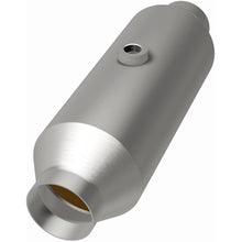 Load image into Gallery viewer, MagnaFlow 2.25 1/O2 CA 4in. Spun Universal Converter