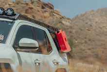 Load image into Gallery viewer, DV8 Baja Designs Linkable Lightbar Mount for DV8 Roof Rack Light Option