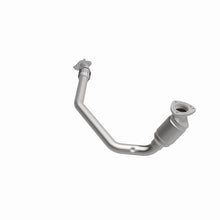 Load image into Gallery viewer, MagnaFlow 2007 Chevrolet Malibu 3.5L Direct Fit Converter
