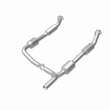 Load image into Gallery viewer, MagnaFlow Direct Fit Catalytic Converter 2008+ Ford E-150 4.6L