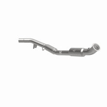 Load image into Gallery viewer, MagnaFlow 15-16 GL450 V6 3 OEM Underbody Direct Fit Converter