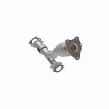 Load image into Gallery viewer, MagnaFlow 2007 Chevrolet Malibu 3.5L Direct Fit Converter