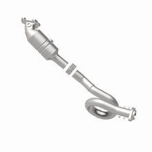 Load image into Gallery viewer, MagnaFlow Direct Fit Catalytic Converter 2018 Jeep Wrangler 3.6L V6 OEM Manifold