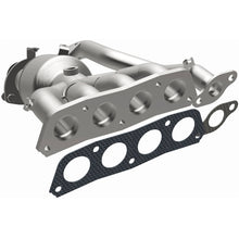 Load image into Gallery viewer, MagnaFlow 18-19 Toyota Camry 2.5L Direct-Fit Catalytic Converter