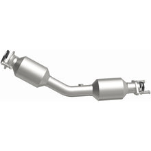 Load image into Gallery viewer, MagnaFlow Direct Fit Catalytic Converter 2018 Nissan Versa 1.6L