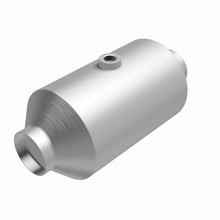 Load image into Gallery viewer, MagnaFlow 2.00in. Mid-Bed O2 CA Universal Converter