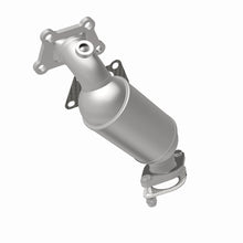 Load image into Gallery viewer, MagnaFlow 18-19 Chevrolet Traverse V6 OEM Underbody Front Rearward Direct Fit Converter