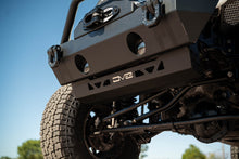 Load image into Gallery viewer, DV8 Offroad 2007-2018 Jeep Wrangler JK Front Skid Plate