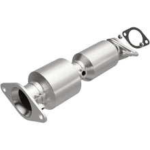 Load image into Gallery viewer, MagnaFlow Direct Fit Catalytic Converter 13-15 Hyundai Veloster 1.6L Underbody