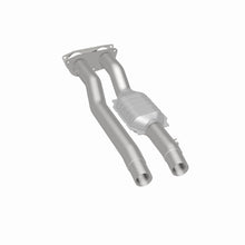 Load image into Gallery viewer, MagnaFlow 96-99 Chevy C2500 Suburban 7.4L Direct Fit Converter