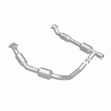 Load image into Gallery viewer, MagnaFlow 2006 Ford E-250 5.4L Direct Fit Converter