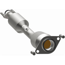 Load image into Gallery viewer, MagnaFlow Direct Fit Catalytic Converter 2018 Nissan Versa 1.6L