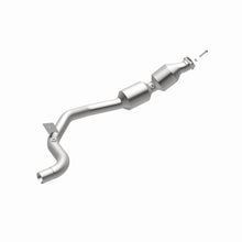 Load image into Gallery viewer, MagnaFlow 14-17 Range Rover V6 3 OEM Underbody Direct Fit Converter