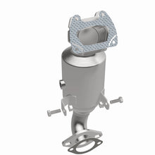 Load image into Gallery viewer, MagnaFlow 14-17 ProMaster 1500 V6 3.6 OEM Manifold Direct Fit Converter