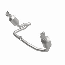 Load image into Gallery viewer, MagnaFlow 2006 Jeep Grand Cherokee 4.7L Direct Fit Converter