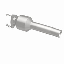 Load image into Gallery viewer, MagnaFlow 15-17 Discovery Sport L4 2 OEM Underbody Direct Fit Converter
