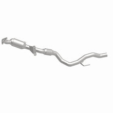 Load image into Gallery viewer, MagnaFlow 11-17 Volkswagen Touareg 3.6L Direct Fit Converter