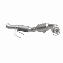 Load image into Gallery viewer, MagnaFlow Direct Fit Catalytic Converter 16-17 Ford Focus 2.3L Underbody