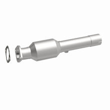 Load image into Gallery viewer, MagnaFlow 02-06 Sierra 2500HD 6.0L Direct Fit Converter