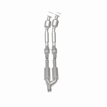 Load image into Gallery viewer, MagnaFlow 2006 Volkswagen Passat 3.6L Direct Fit Converter