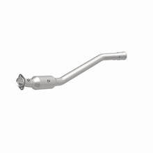 Load image into Gallery viewer, MagnaFlow Direct Fit Catalytic Converter 13-14 Mercedes-Benz GL450 V8 4.6 OEM Underbody