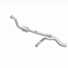 Load image into Gallery viewer, MagnaFlow 04-06 Dodge Durango 5.7L Direct Fit Converter