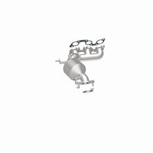 Load image into Gallery viewer, MagnaFlow 04-06 Toyota Sienna 3.3L Direct Fit Converter