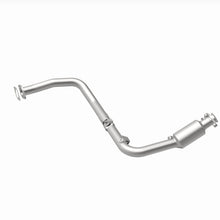 Load image into Gallery viewer, MagnaFlow 05-06 Land Rover LR3 4.4L Direct Fit Converter