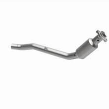 Load image into Gallery viewer, MagnaFlow 05-06 Land Rover LR3 4.4L Direct Fit Converter