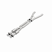 Load image into Gallery viewer, MagnaFlow 12-13 Chevrolet Corvette 6.2L Direct Fit Converter