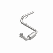 Load image into Gallery viewer, MagnaFlow 2007 Chevrolet Silverado 1500 Classic 6.0L Direct Fit Converter
