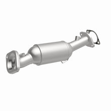 Load image into Gallery viewer, MagnaFlow 10-11 Soul 1.6L Underbody Direct Fit Converter