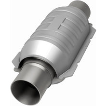 Load image into Gallery viewer, MagnaFlow Universal Catalytic Converter 2.25in. OEM CARB Compliant