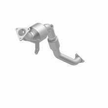 Load image into Gallery viewer, MagnaFlow 07-10 Audi Q7 3.6L Direct Fit Converter