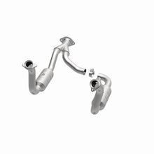 Load image into Gallery viewer, MagnaFlow 08-10 Ford F-250 Super Duty 5.4L Direct Fit Converter