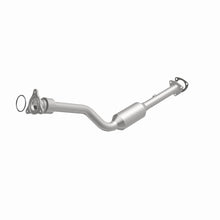 Load image into Gallery viewer, MagnaFlow 01-03 Saturn L200 2.2L Direct Fit Converter