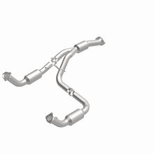 Load image into Gallery viewer, MagnaFlow 12-17 Chevrolet Express 3500 6.0L Direct Fit Converter