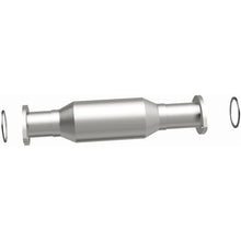 Load image into Gallery viewer, MagnaFlow 96-99 Toyota Tacoma 2.7L Direct Fit Converter