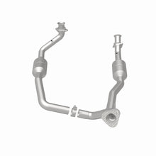 Load image into Gallery viewer, MagnaFlow 2003 Ford E-350 Super Duty 5.4L Direct Fit Converter